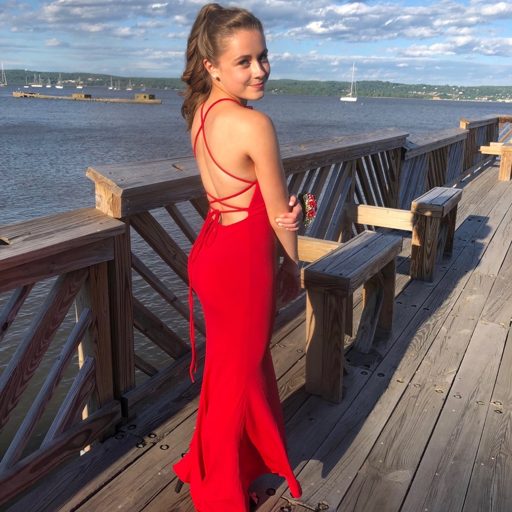 Red prom dress